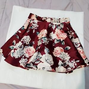 City triangles skater skirt, burgundy, floral, size 11.